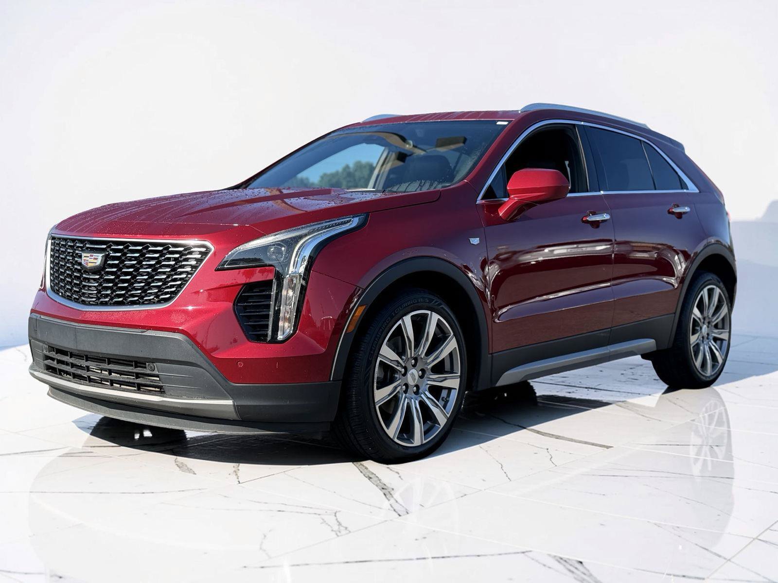 Used 2019 Cadillac XT4 Premium Luxury FWD image 4