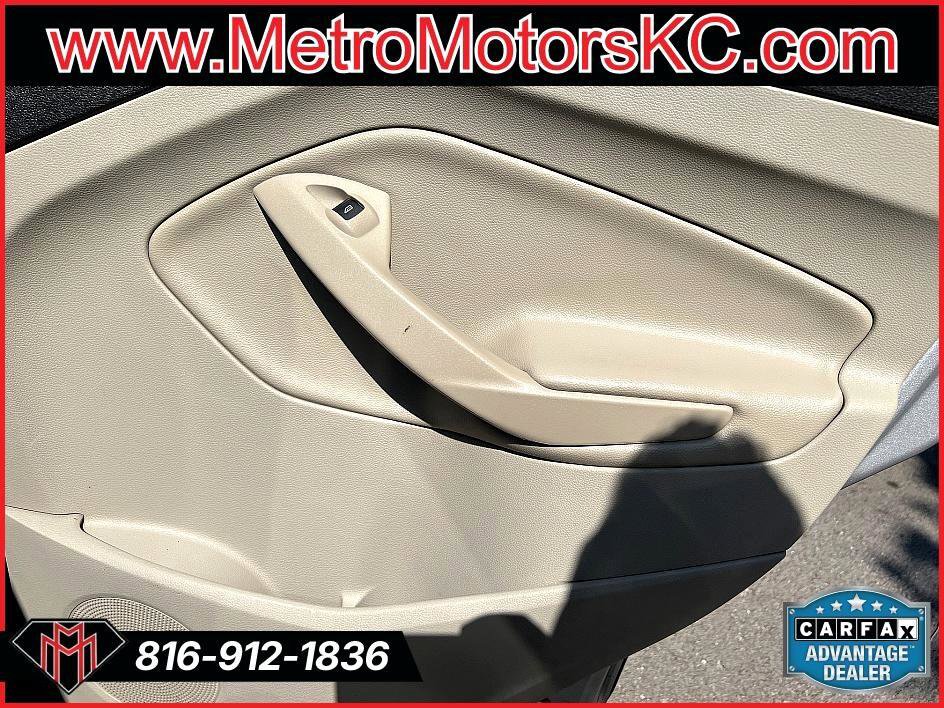 Used 2013 Ford Escape SE image 22