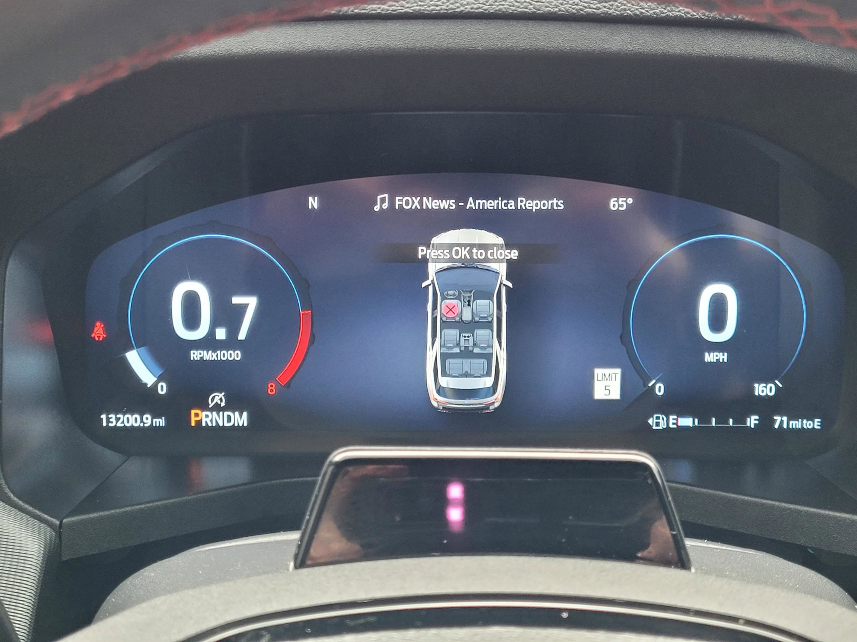 Used 2025 Ford Explorer ST image 19