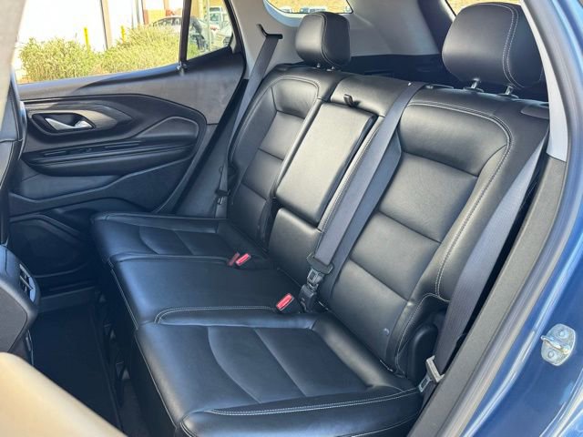 Used 2024 GMC Terrain SLT image 29