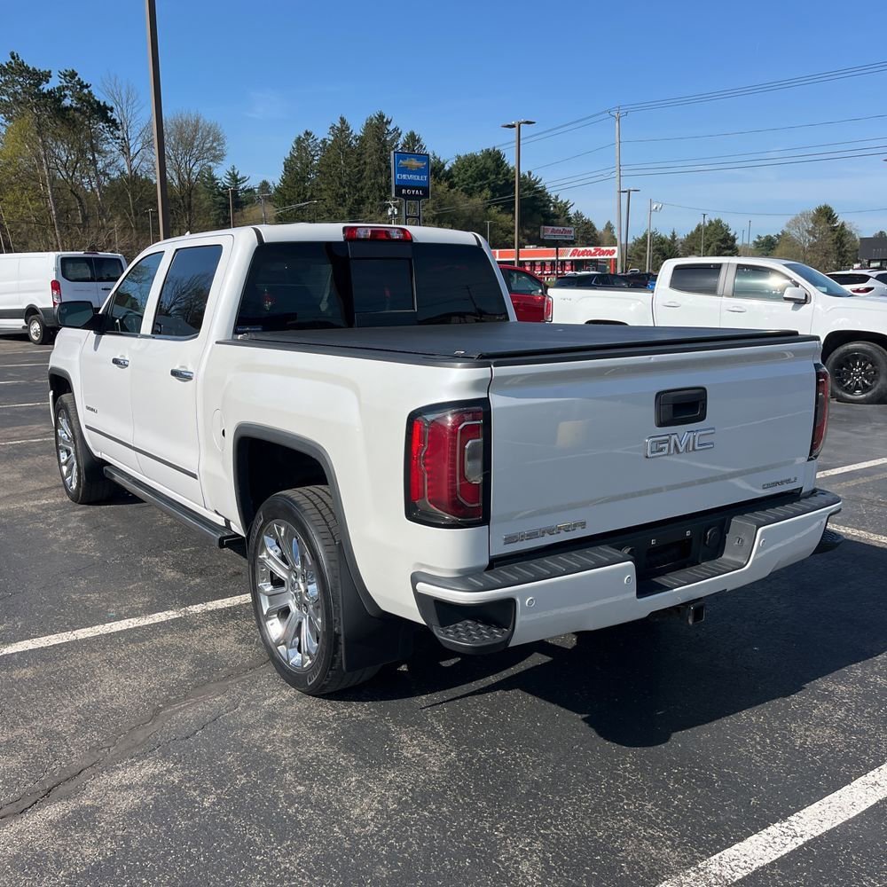 Used 2017 GMC Sierra 1500 Denali w/ Denali Ultimate Package AWD/4WD image 6