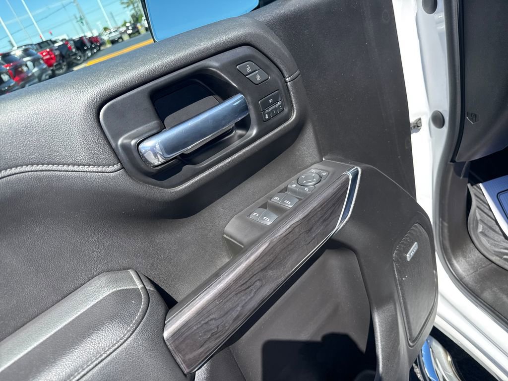 Used 2021 Chevrolet Silverado 1500 LTZ w/ LTZ Premium Package AWD/4WD image 14
