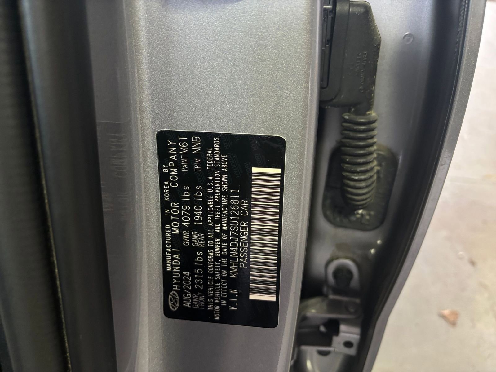 Used 2025 Hyundai Elantra Limited image 30