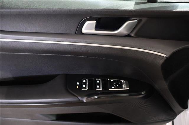 Used 2021 Kia K5 GT-Line w/ GT-Line FWD Premium Package image 9