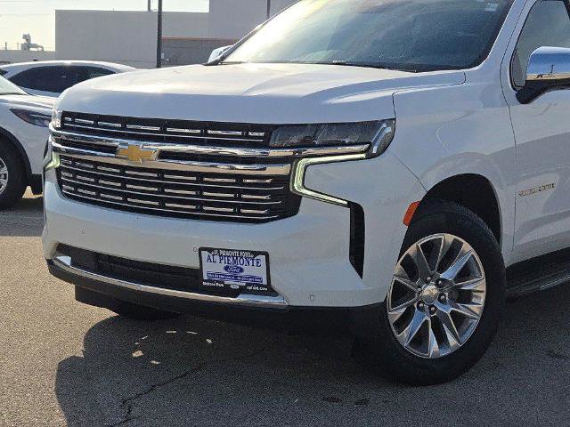 Used 2024 Chevrolet Suburban Premier image 2