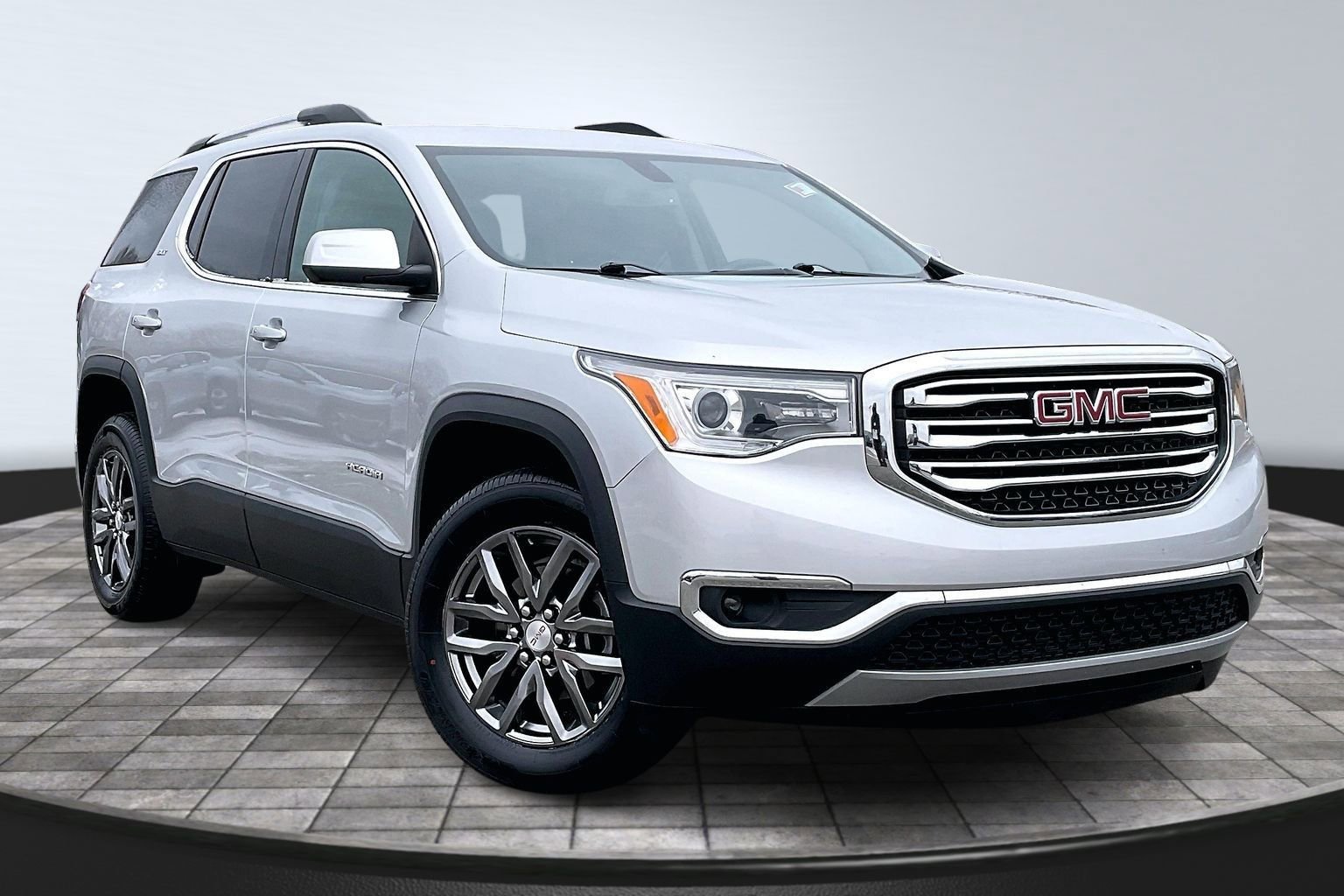 Used 2017 GMC Acadia SLT image 10