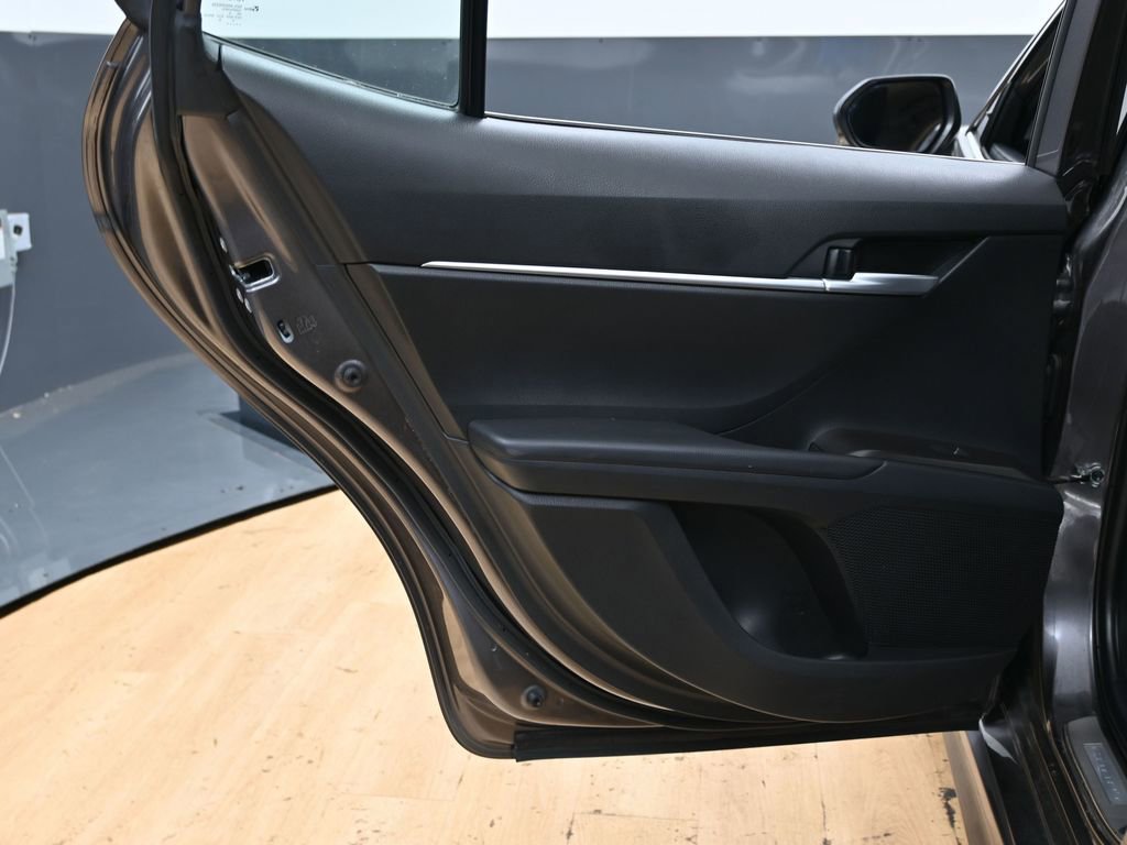 Used 2024 Toyota Camry SE FWD image 34