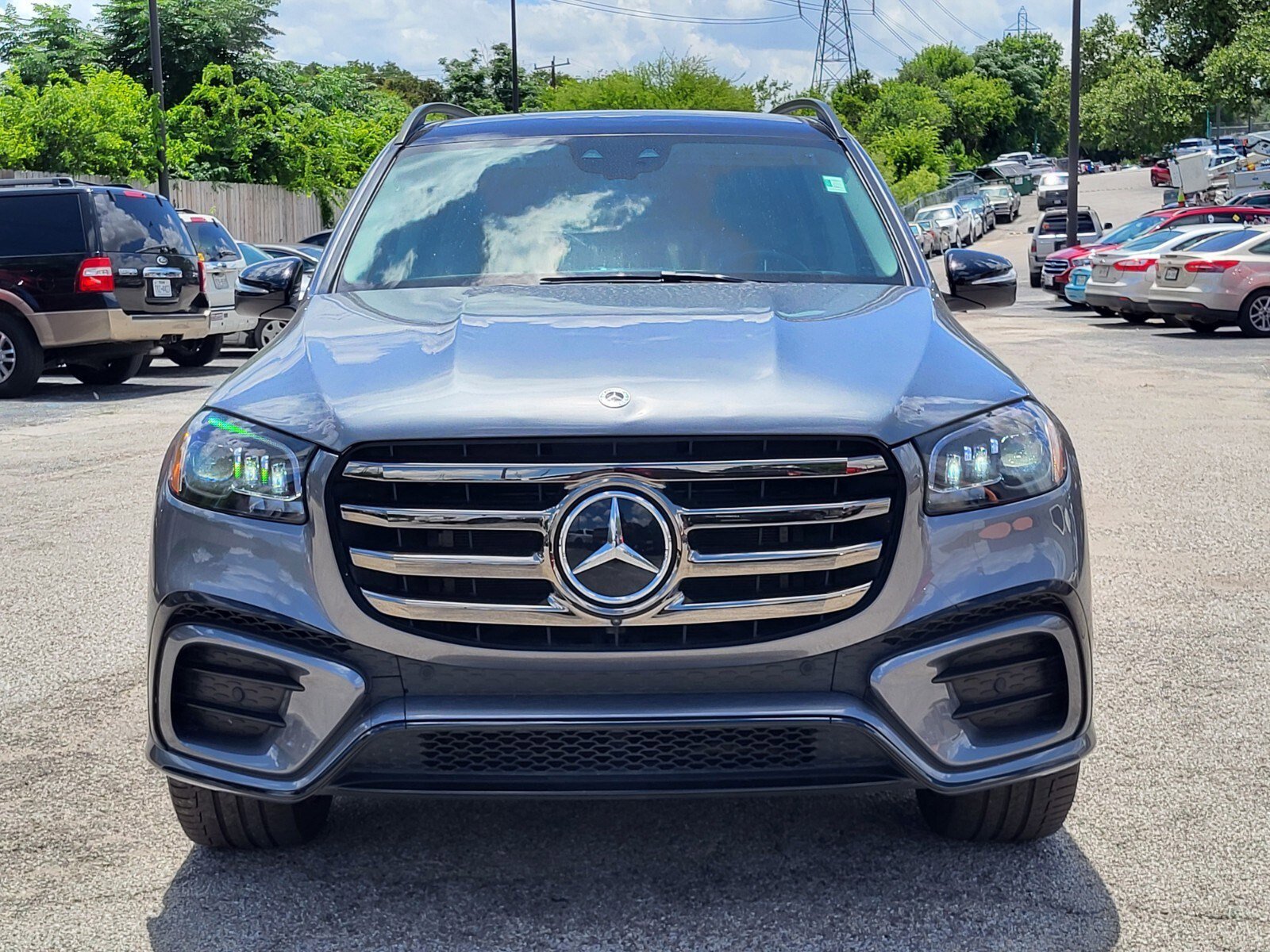 Used 2024 Mercedes-Benz GLS 580 4MATIC image 8