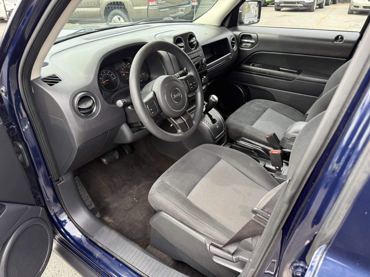 Used 2015 Jeep Patriot Sport w/ Power Value Group image 8