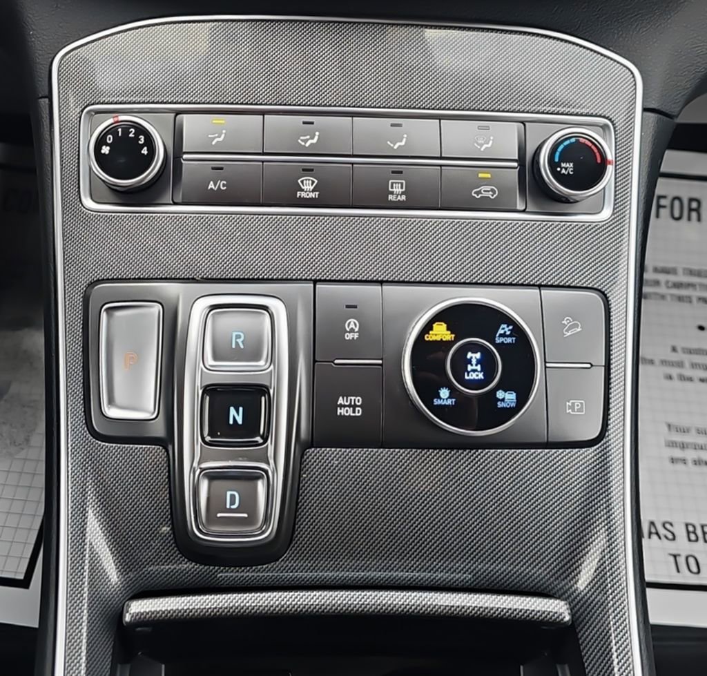 Used 2023 Hyundai Santa Fe SE w/ Cargo Package image 28