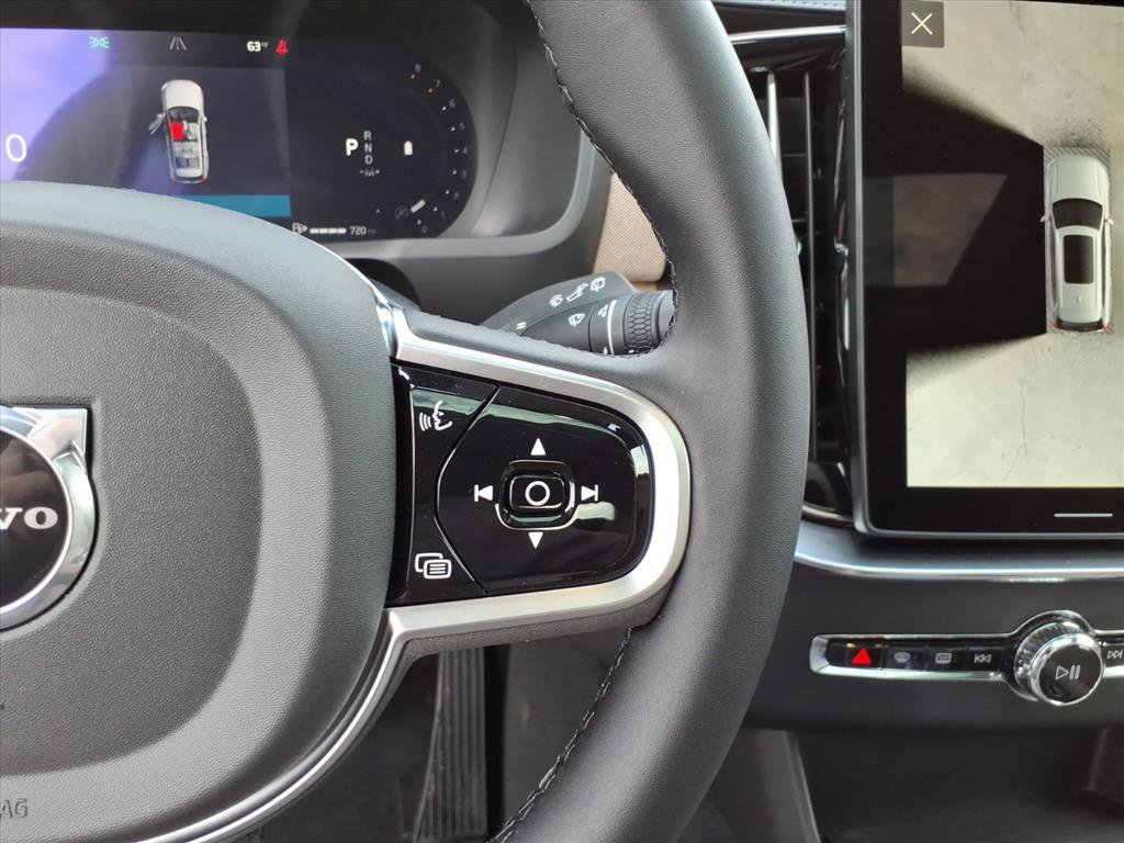 Certified 2026 Volvo XC90 B6 Plus w/ Protection Package AWD/4WD image 16
