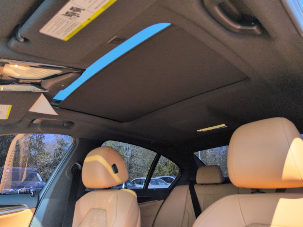 Used 2023 BMW 540i 540i w/ Premium Package image 26
