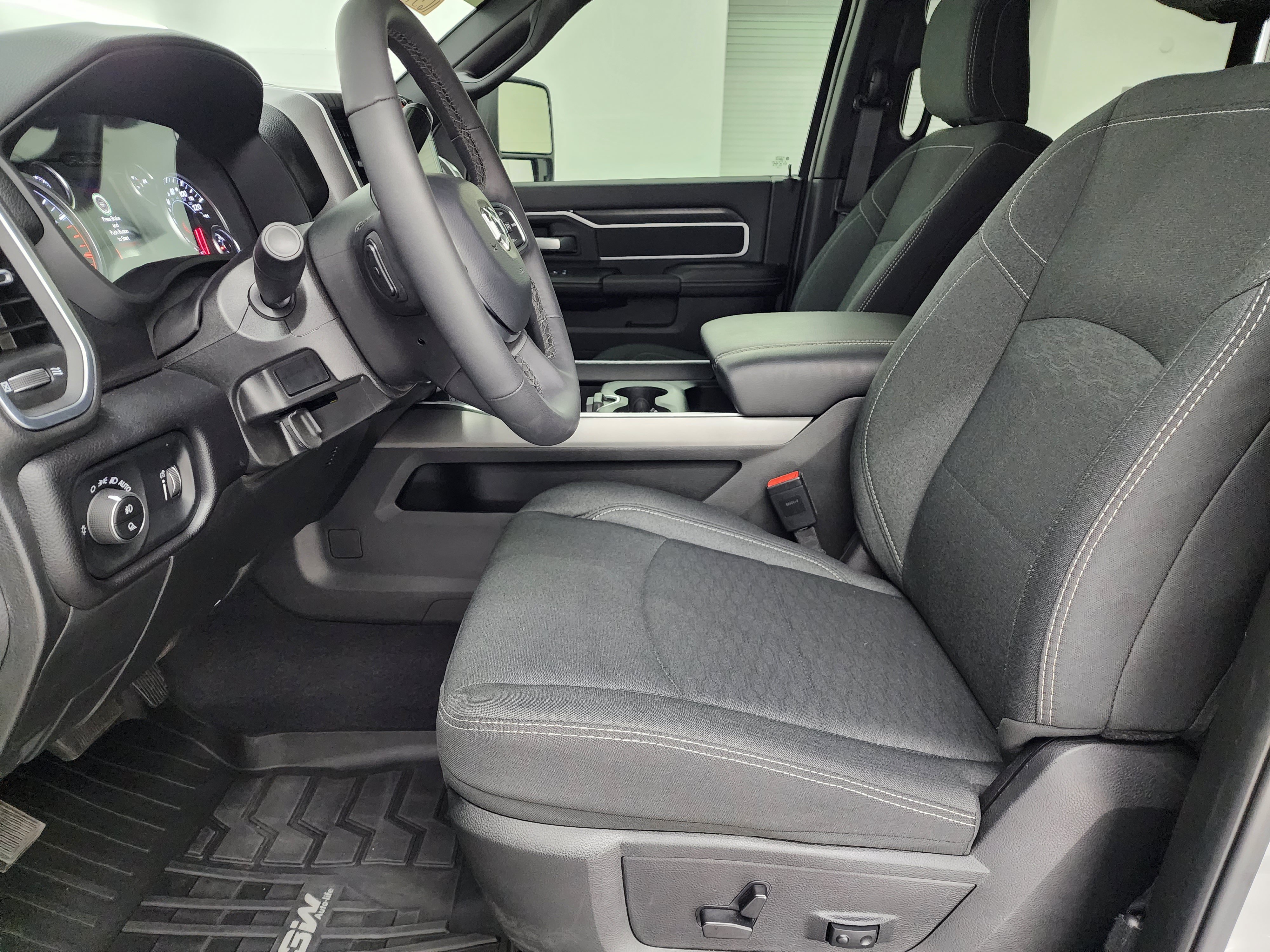 Used 2025 RAM 2500 Lone Star AWD/4WD image 8