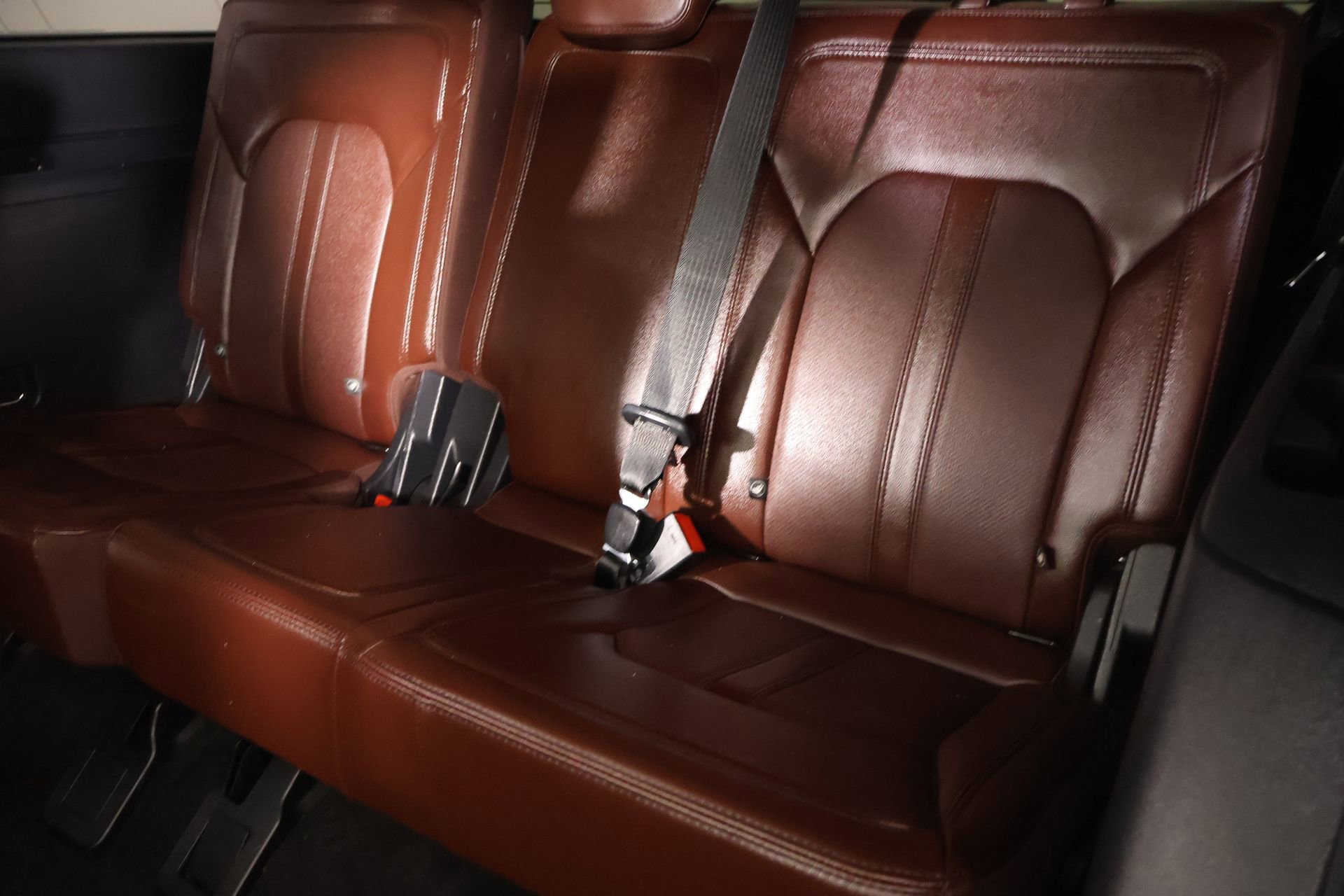 Used 2022 Ford Expedition Limited AWD/4WD image 14