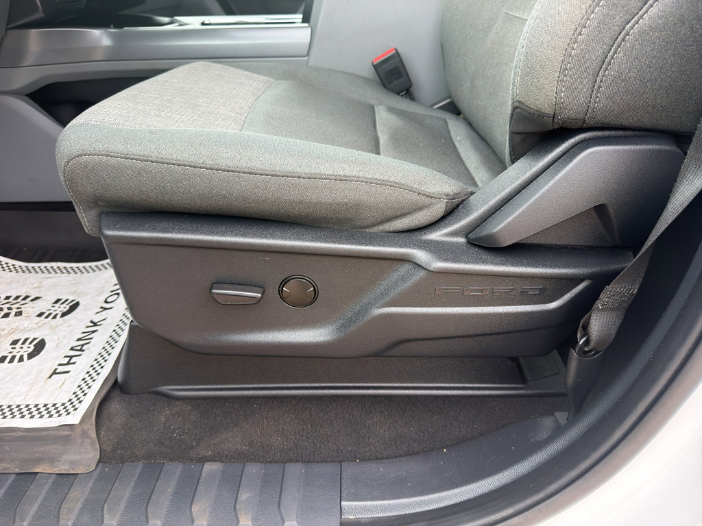 Used 2024 Ford F250 XLT w/ FX4 Off-Road Package image 18