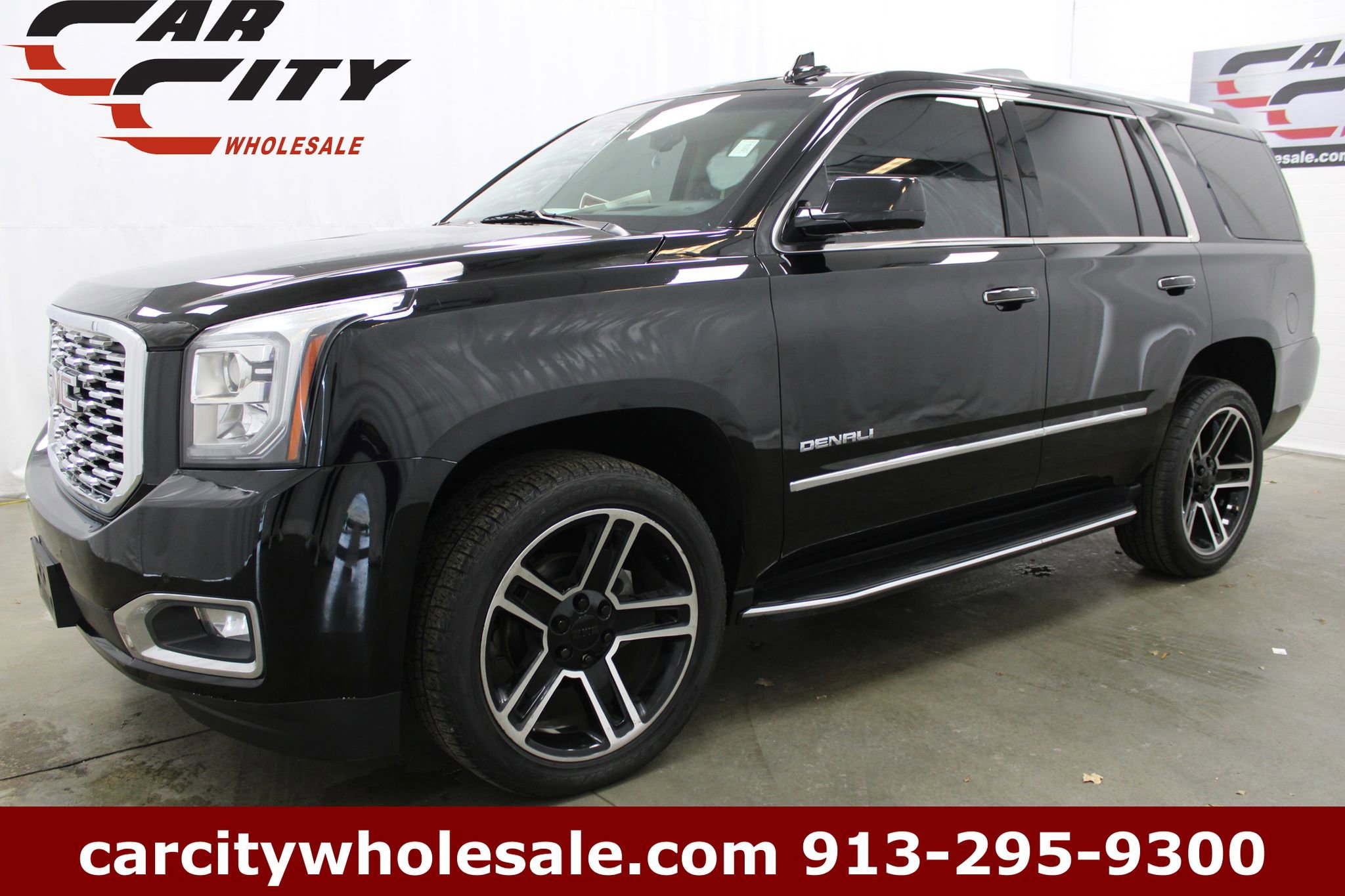 Used 2018 GMC Yukon Denali image 1