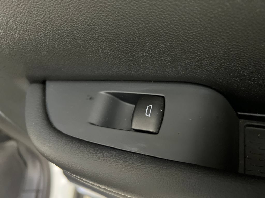 Used 2026 Buick Enclave Preferred FWD image 30