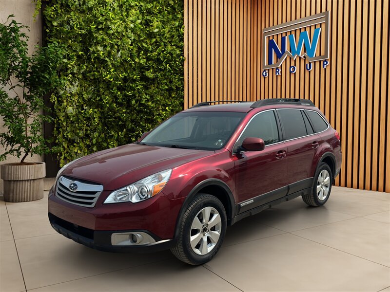 Used 2012 Subaru Outback 3.6R Limited AWD/4WD image 3