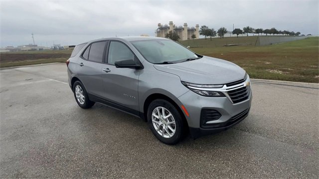 Certified 2023 Chevrolet Equinox LS w/ LS Convenience Package image 2