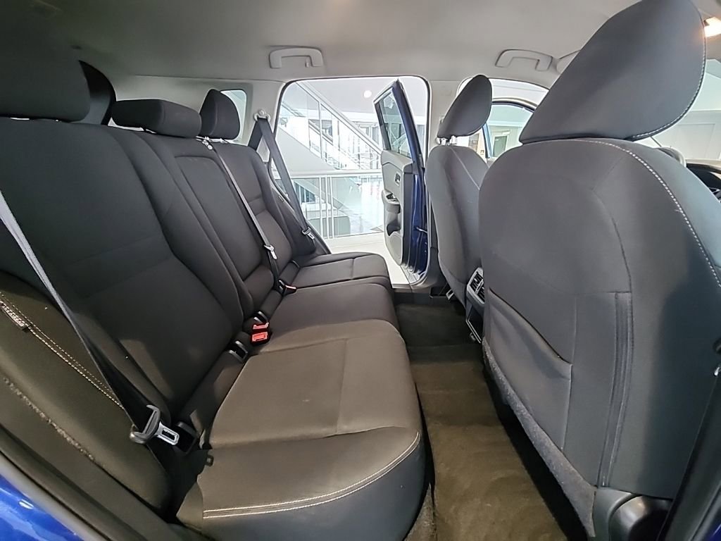 Used 2023 Nissan Rogue S image 22