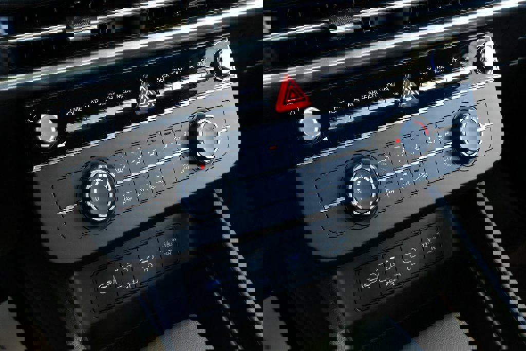 New 2026 Hyundai Santa Cruz SE image 12