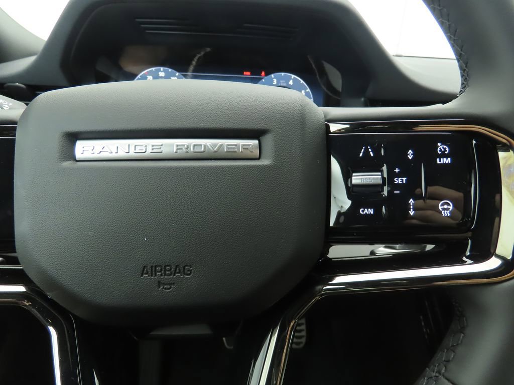 New 2026 Land Rover Range Rover Evoque Dynamic SE image 13