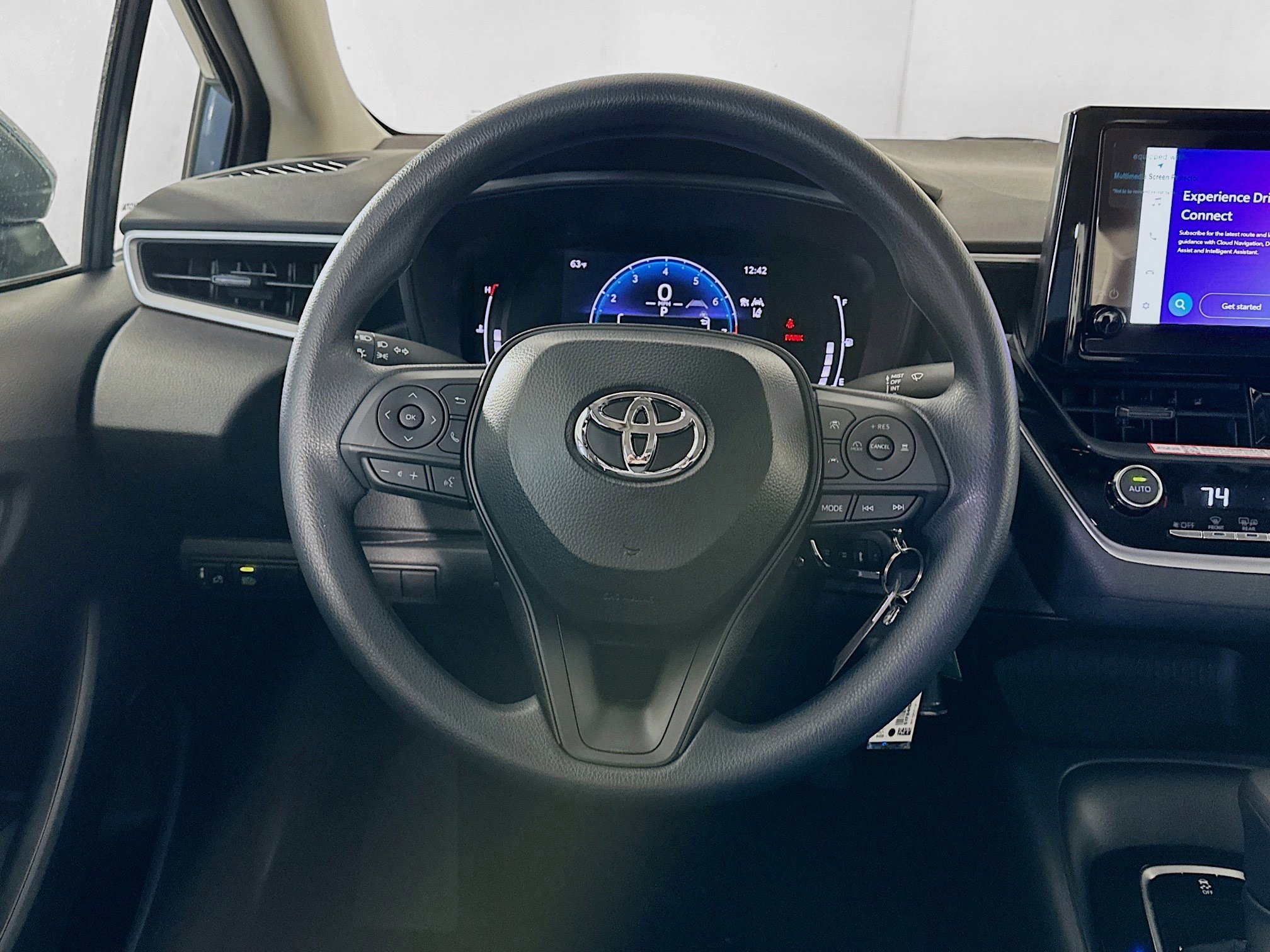 Used 2026 Toyota Corolla LE image 17