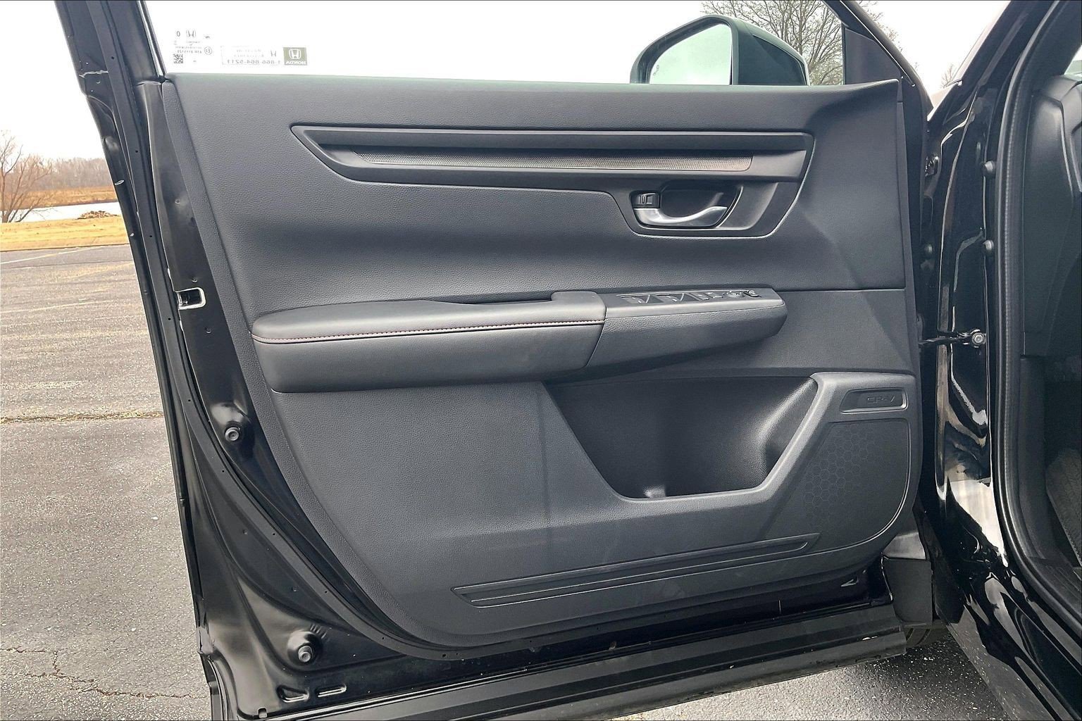 Used 2025 Honda CR-V Sport image 19