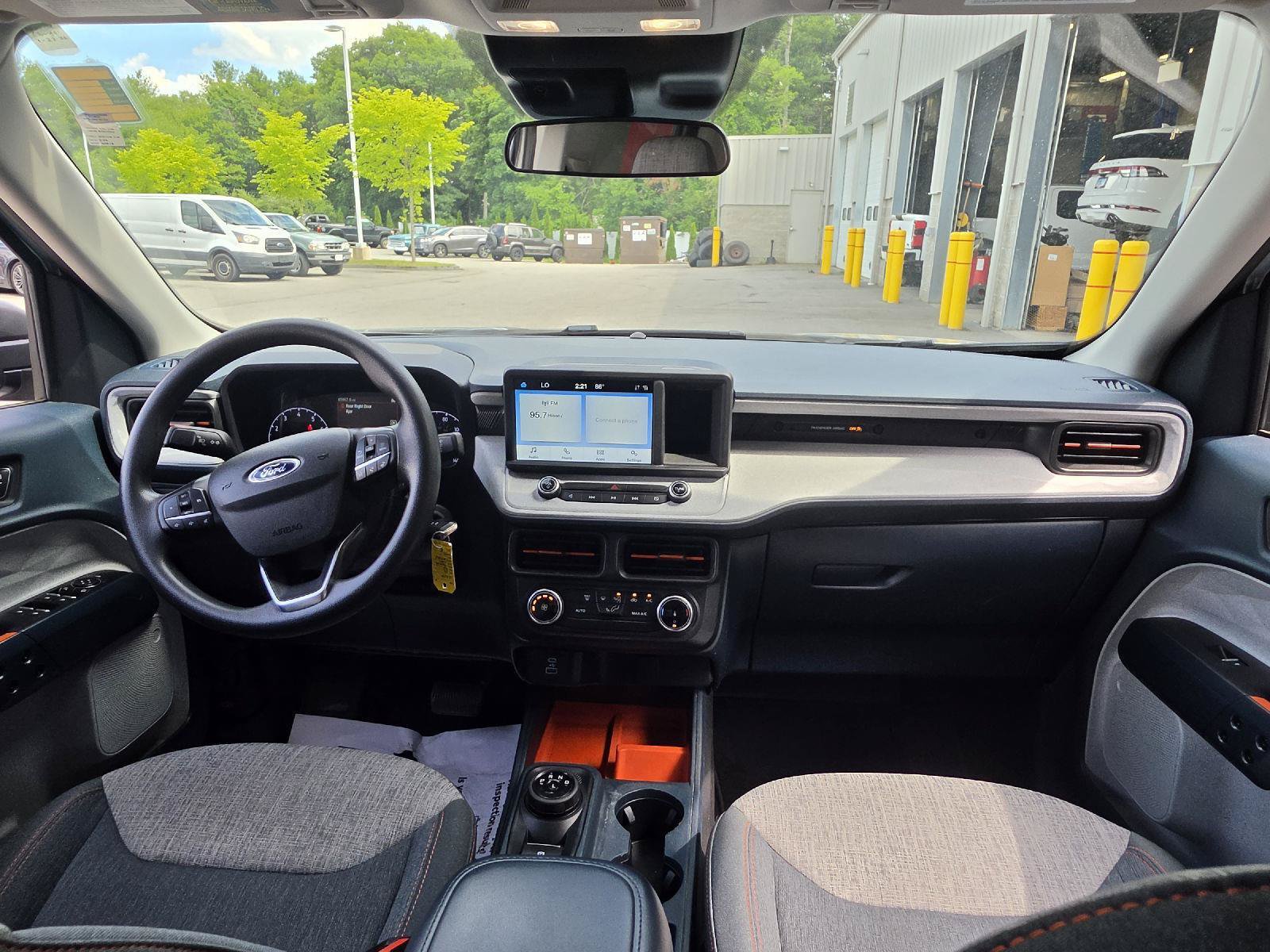Used 2022 Ford Maverick XLT FWD image 13