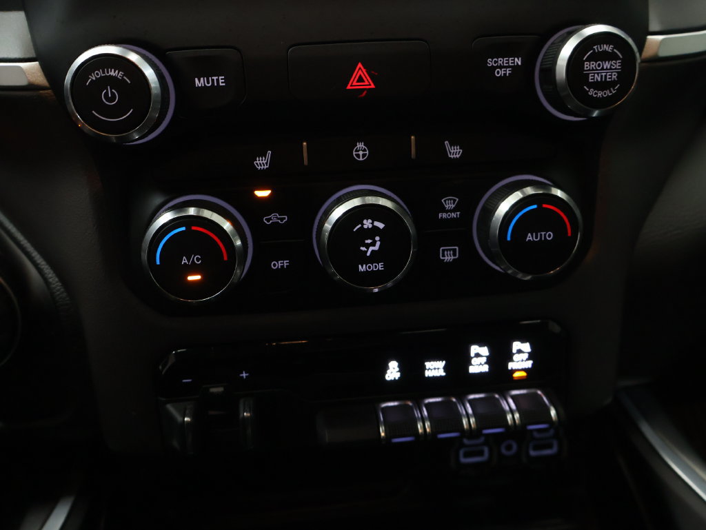 Used 2020 RAM 1500 Big Horn AWD/4WD image 24