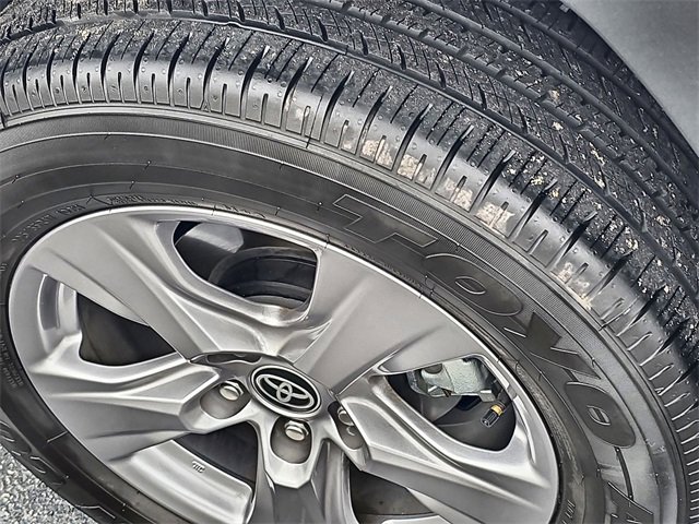 Used 2025 Toyota RAV4 XLE image 13