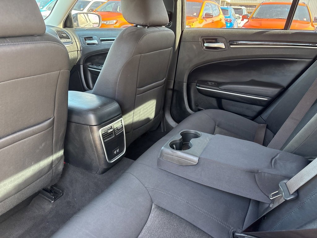 Used 2023 Chrysler 300 Touring w/ Sport Appearance Package image 23