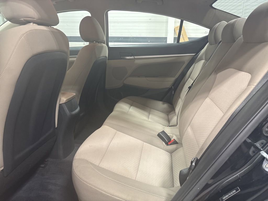 Used 2020 Hyundai Elantra SEL image 10