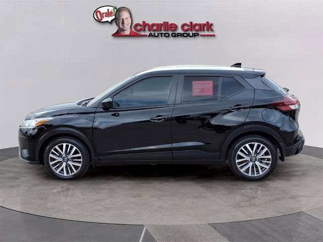 Certified 2024 Nissan Kicks SV image 2