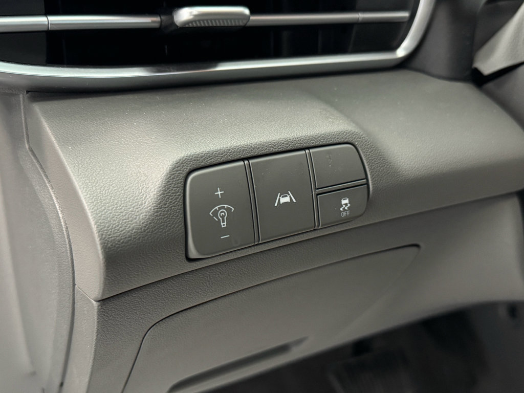 Used 2023 Hyundai Elantra SEL w/ Convenience Package image 15