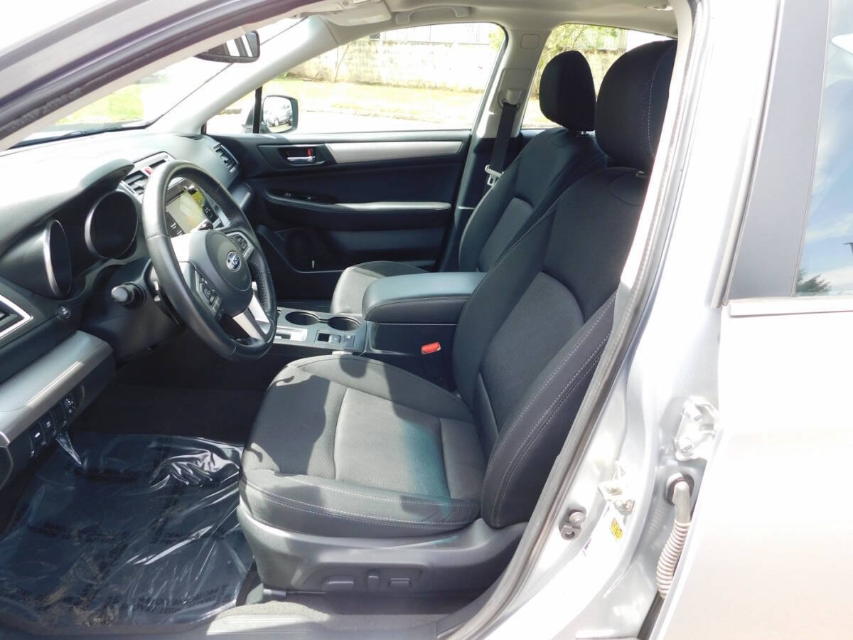 Used 2015 Subaru Legacy 2.5i Premium AWD/4WD image 6