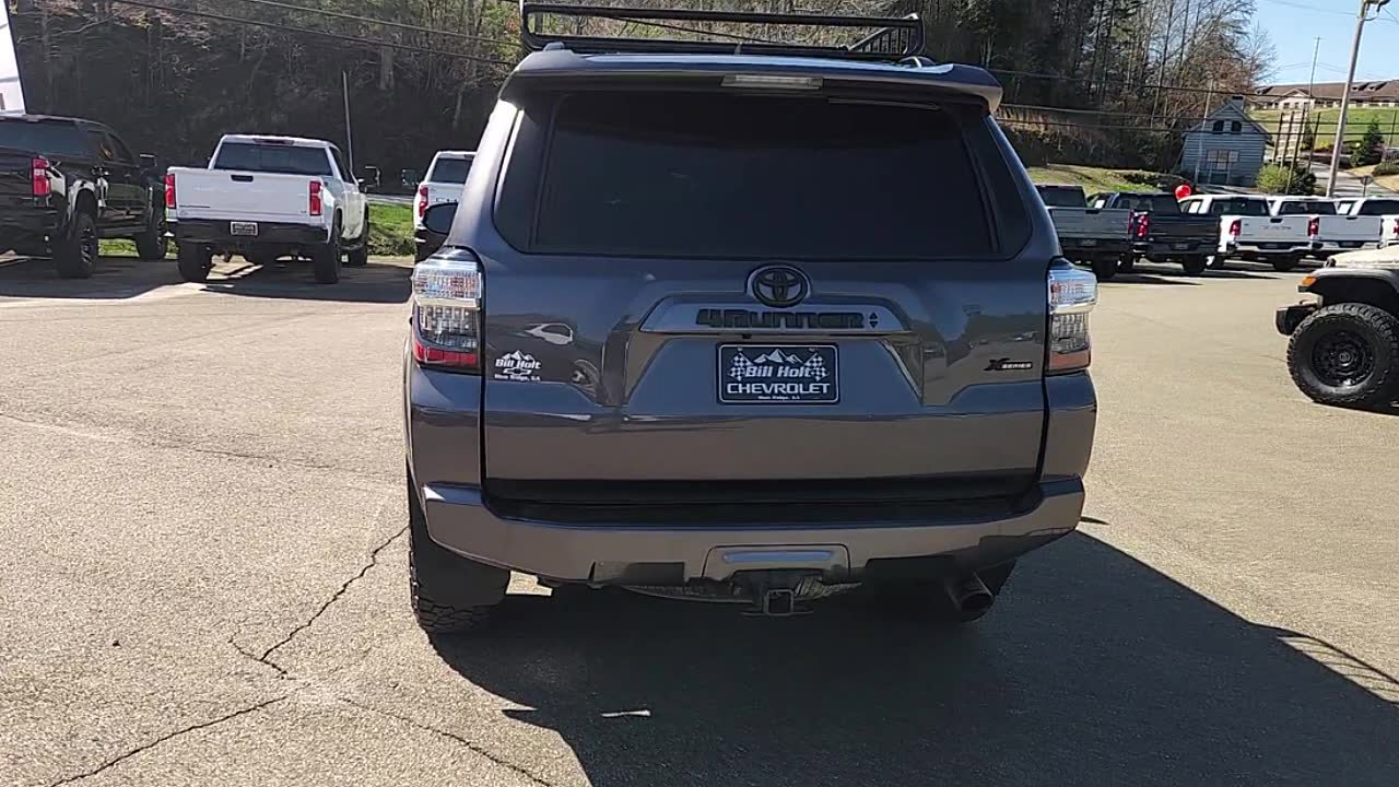 Used 2022 Toyota 4Runner SR5 Premium w/ Moonroof Package image 7