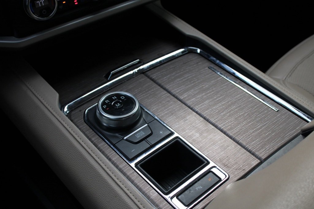 Used 2022 Ford Expedition Limited image 20