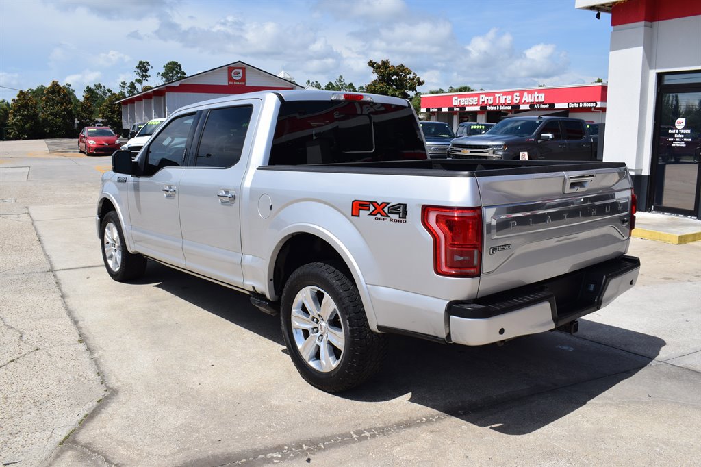 Used 2017 Ford F150 Platinum w/ Equipment Group 701A Luxury image 3