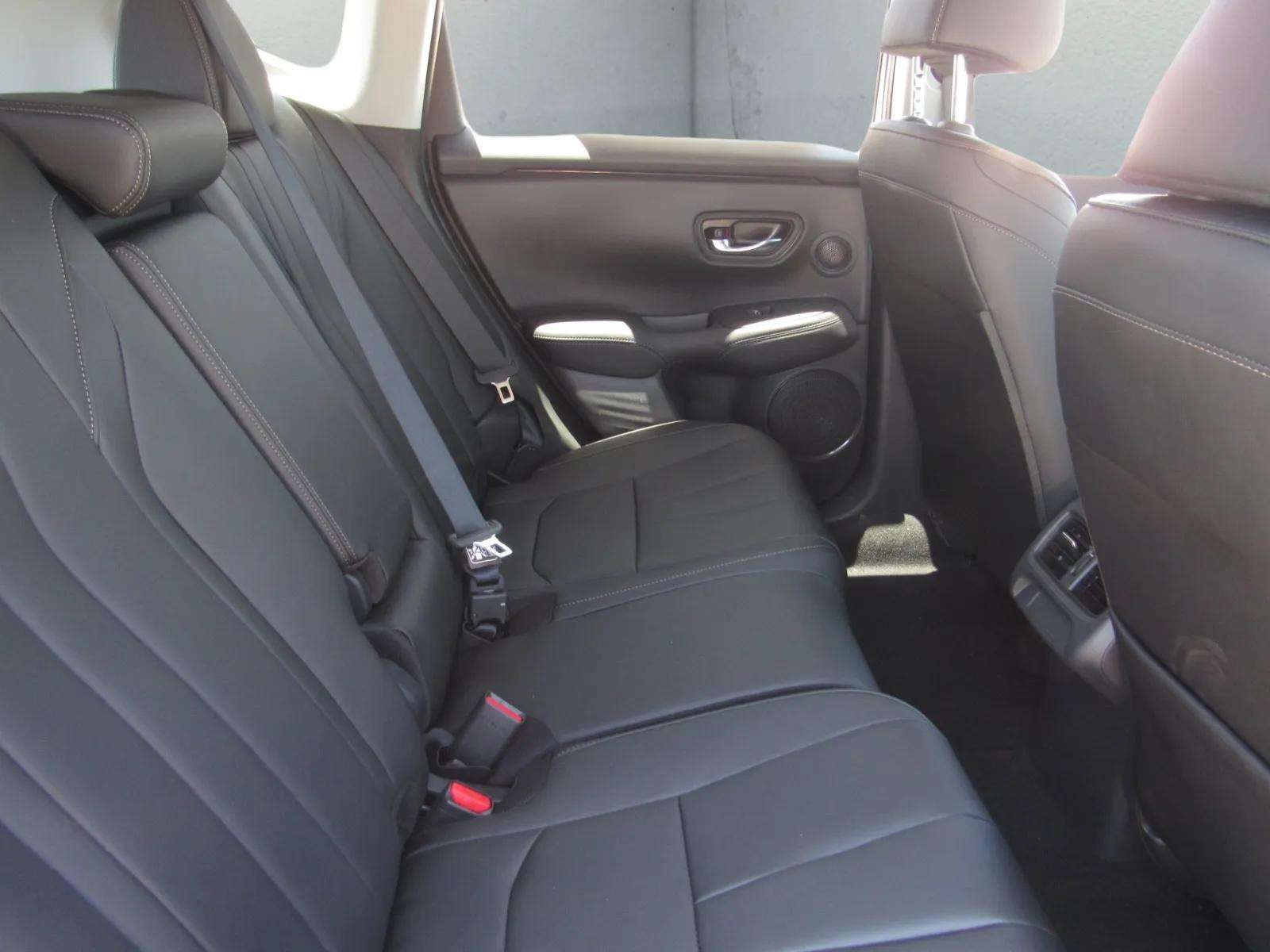 Certified 2025 Acura ADX AWD image 12