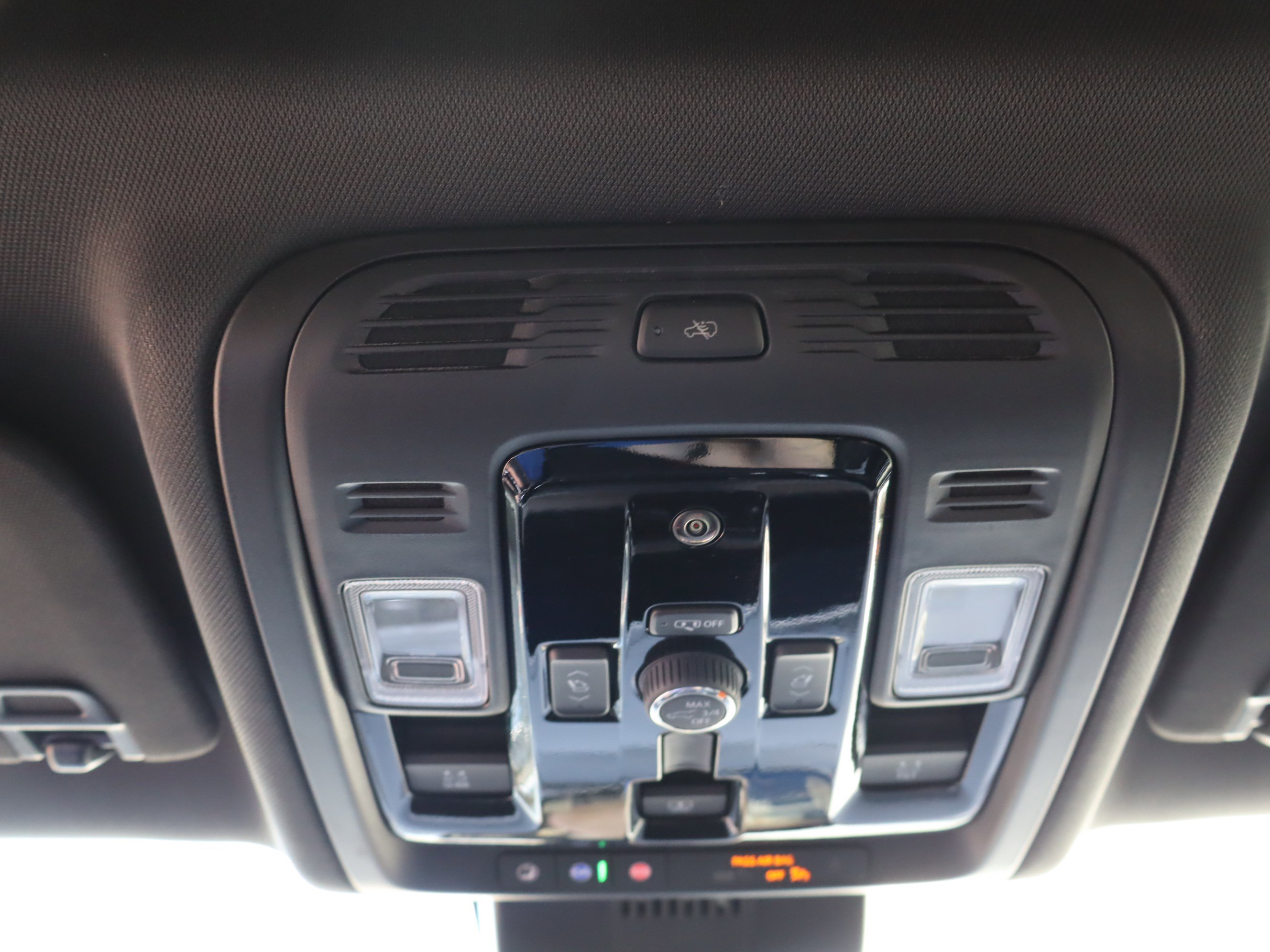 Used 2026 Chevrolet Suburban High Country AWD/4WD image 33