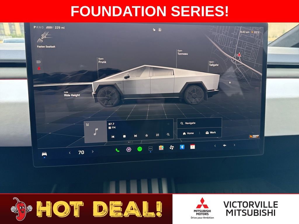 Used 2024 Tesla Cybertruck AWD Crew Cab image 18