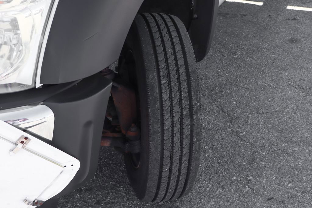 Used 2016 Ford F550 XL image 45