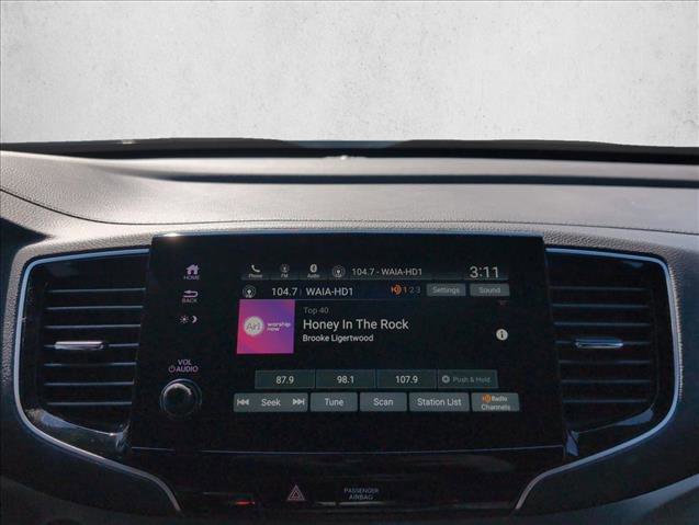 Used 2023 Honda Passport EX-L image 11