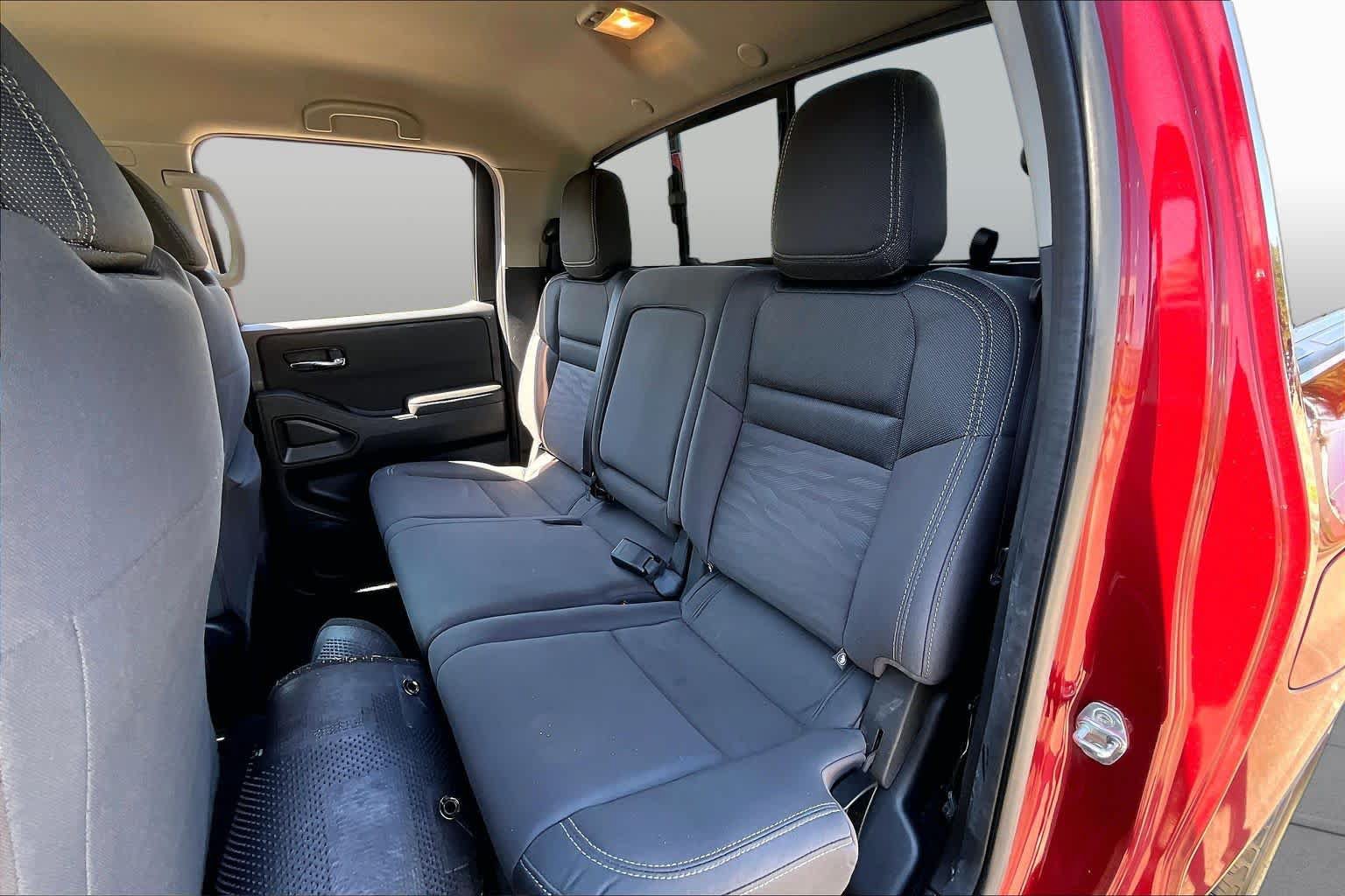 Certified 2024 Nissan Frontier SV w/ SV Convenience Package RWD image 20