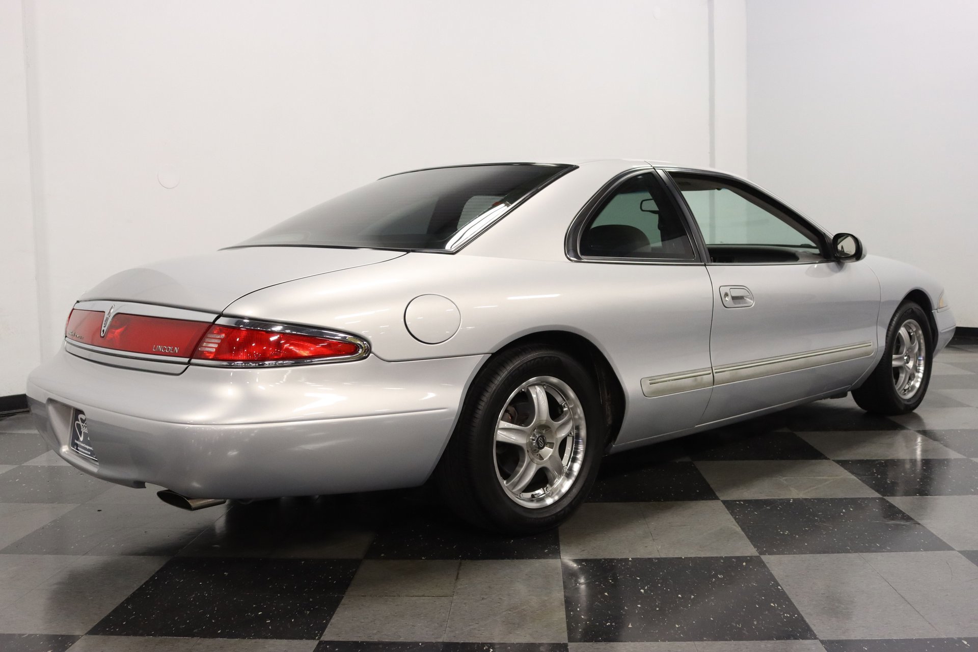 Used 1998 Lincoln Mark VIII image 13