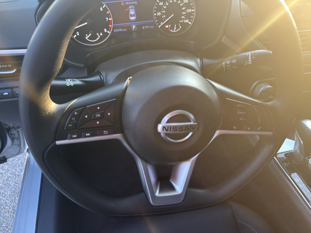 Used 2022 Nissan Altima 2.5 SV AWD/4WD image 14