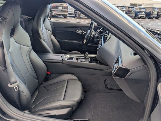 Used 2022 BMW Z4 sDrive30i w/ Driving Assistance Package image 15