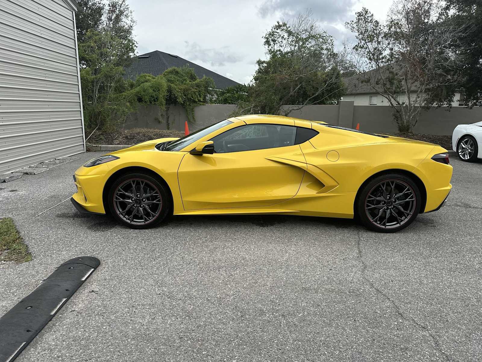 Used 2025 Chevrolet Corvette Stingray Preferred Cpe w/ 2LT RWD image 3