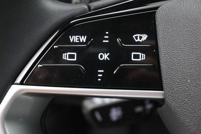 Used 2025 Audi A5 2.0T Premium Plus w/ Premium Plus AWD/4WD image 16